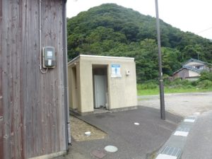 菅浜漁港のトイレ